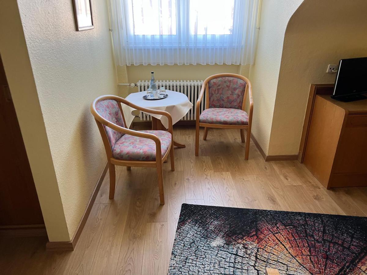 Hotel Schwan Hugelsheim Bagian luar foto