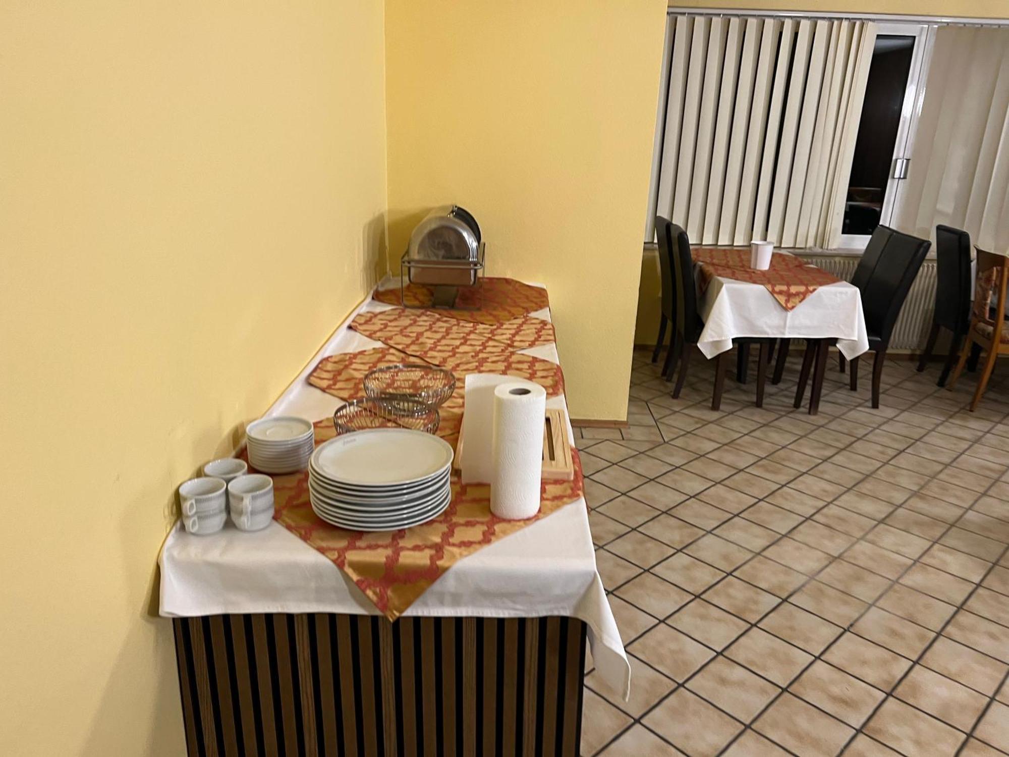 Hotel Schwan Hugelsheim Bagian luar foto