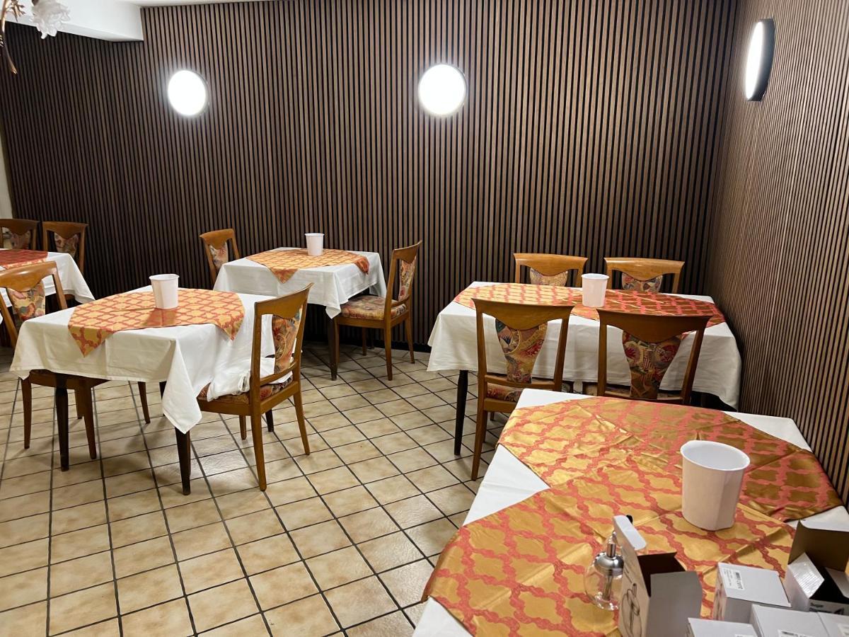 Hotel Schwan Hugelsheim Bagian luar foto