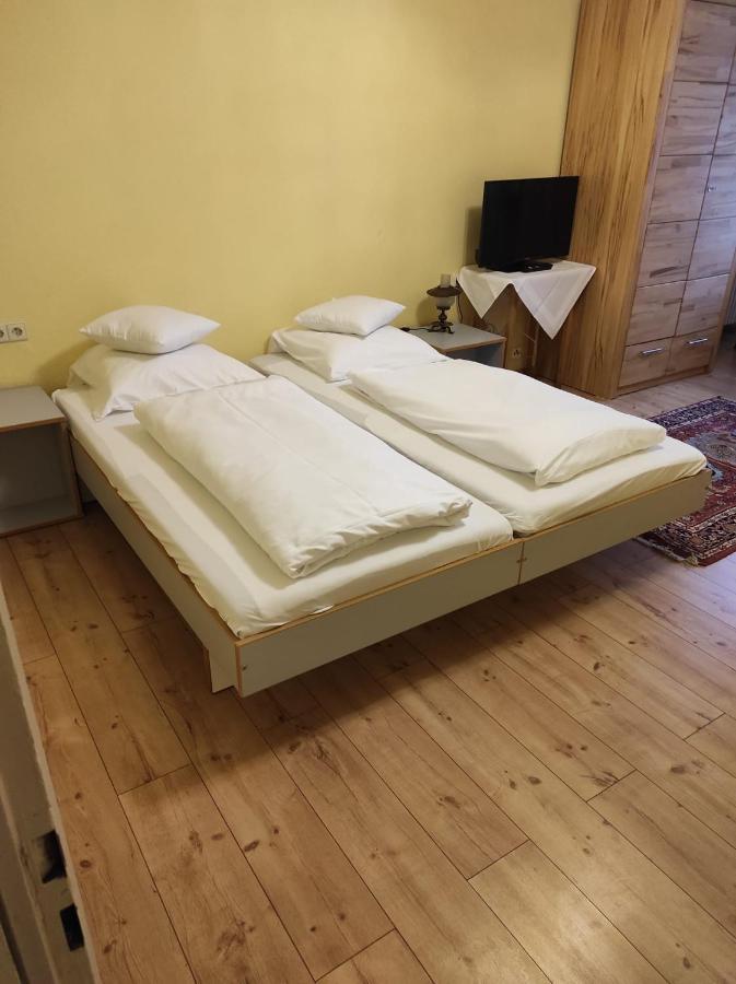 Hotel Schwan Hugelsheim Bagian luar foto