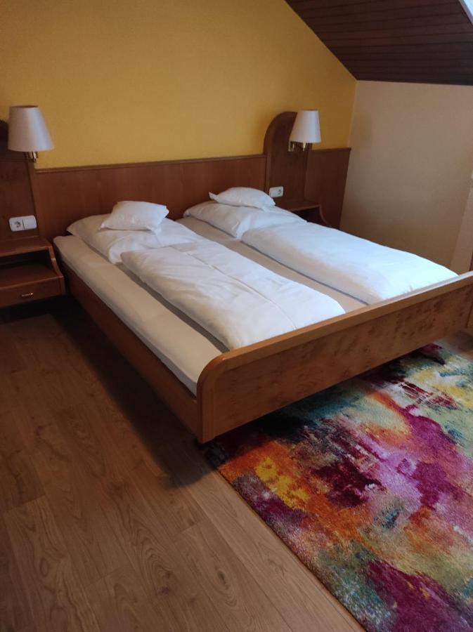 Hotel Schwan Hugelsheim Bagian luar foto